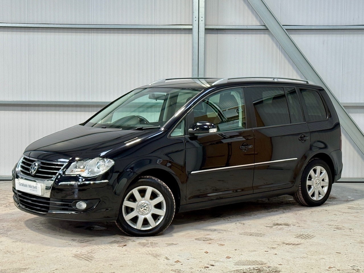 Used Volkswagen Touran 2009 for sale - 76906144: Photo 9