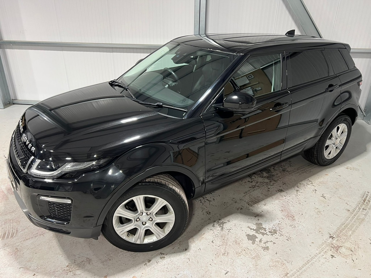 Used Land Rover Range Rover Evoque 2017 for sale - 76762484: Photo 32
