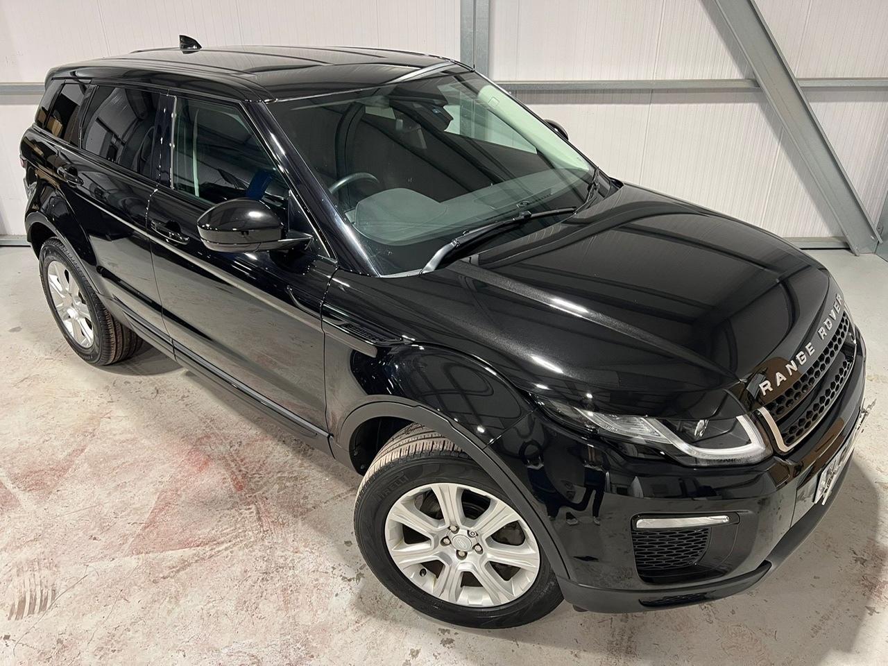 Used Land Rover Range Rover Evoque 2017 for sale - 76762484: Photo 34