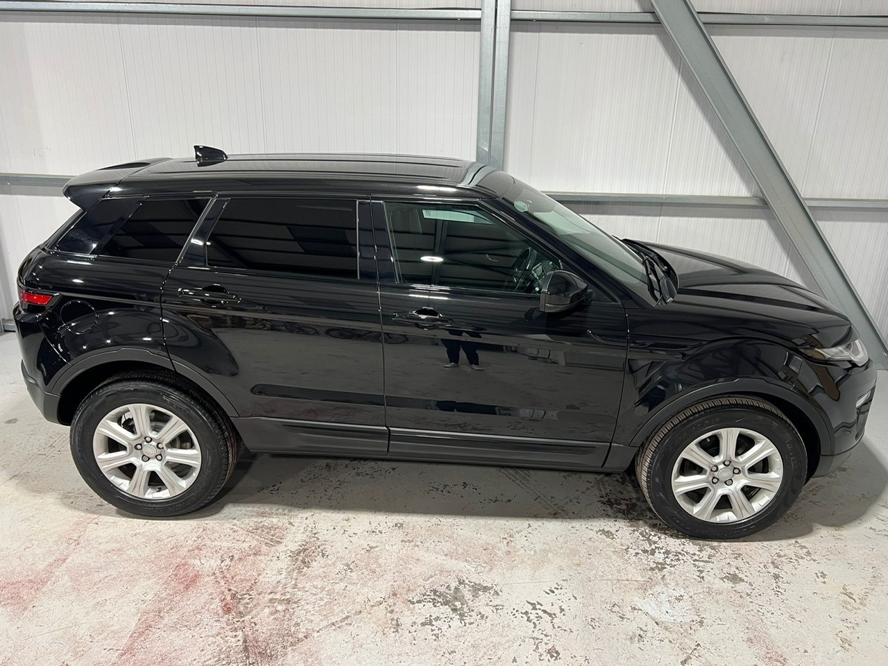 Used Land Rover Range Rover Evoque 2017 for sale - 76762484: Photo 35