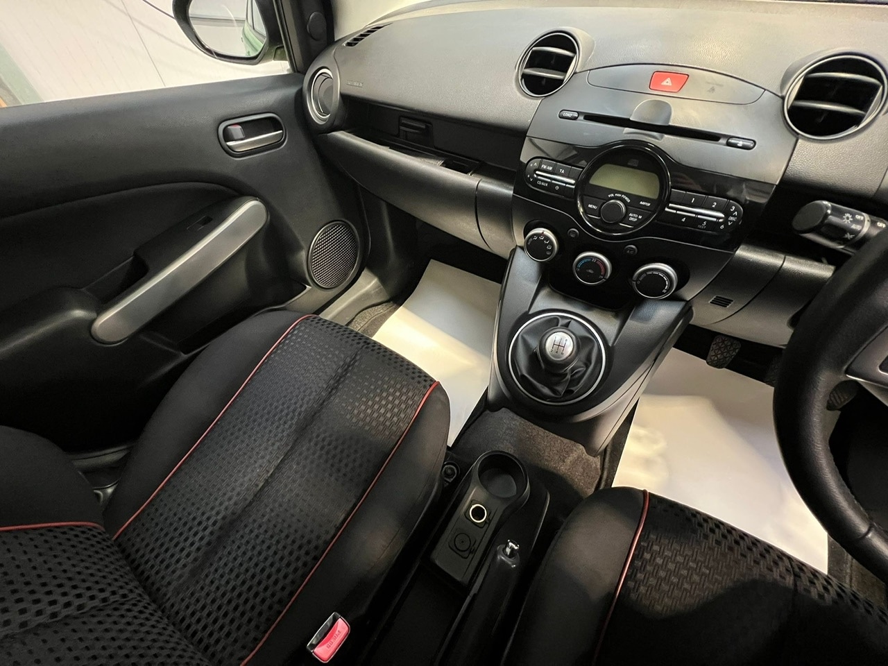 Used Mazda Mazda2 2011 for sale - 76696733: Photo 10