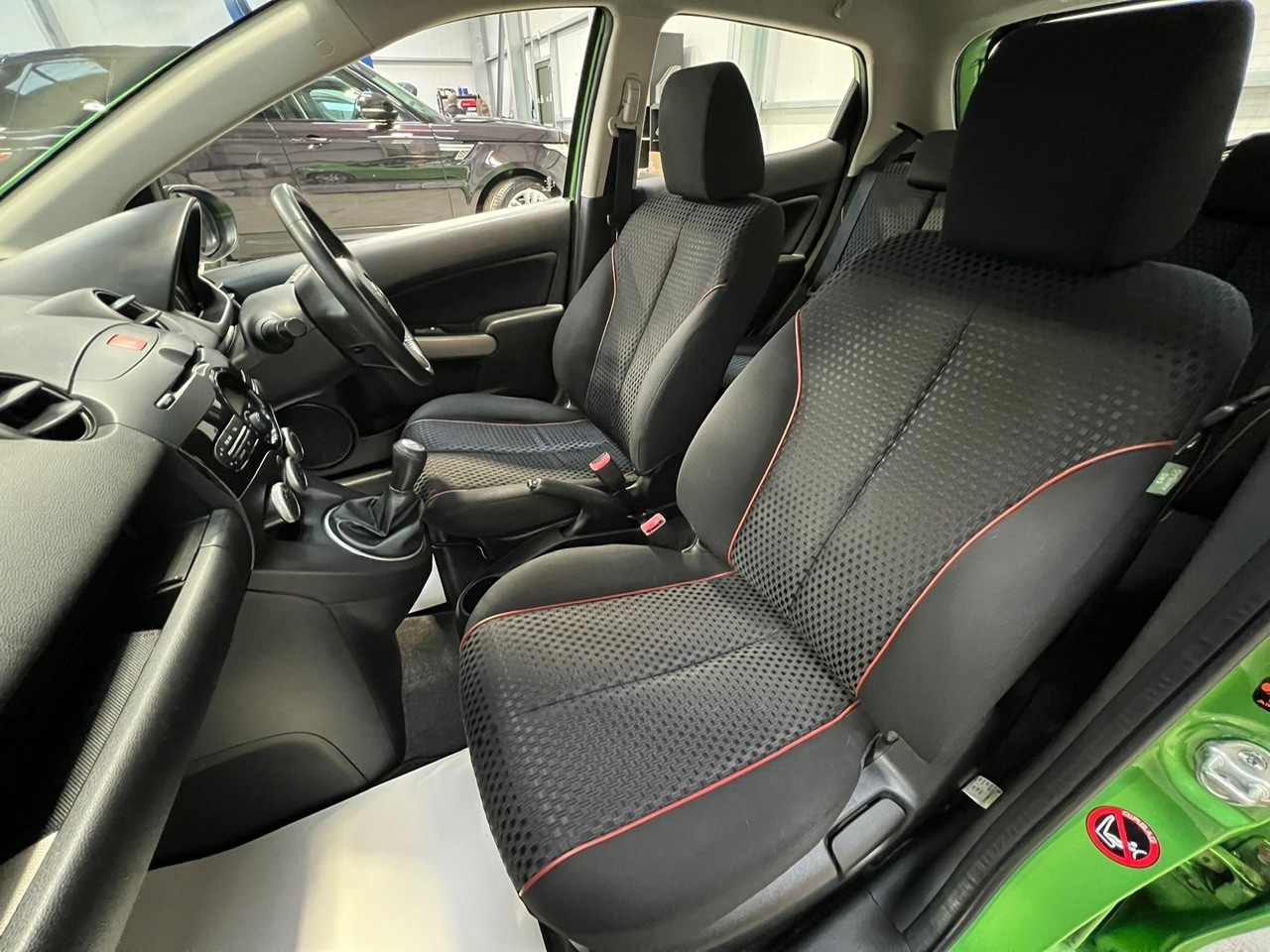 Used Mazda Mazda2 2011 for sale - 76696733: Photo 19