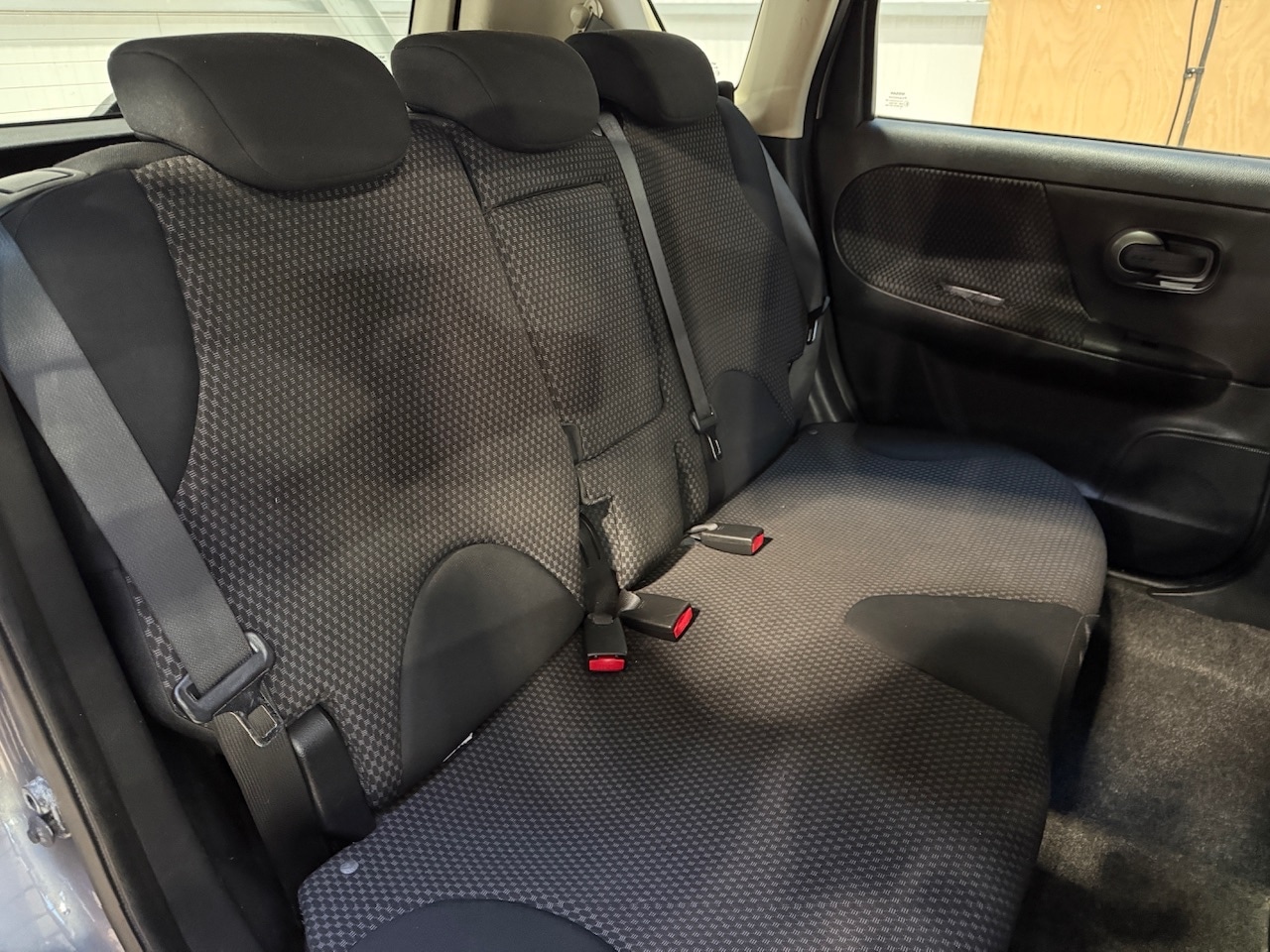 Used Nissan Note 2006 for sale - 76748698: Photo 23