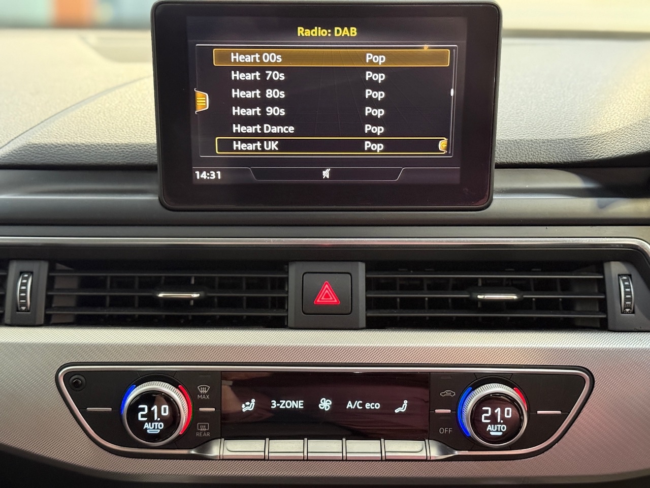 Used Audi A4 2016 for sale - 76319383: Photo 14