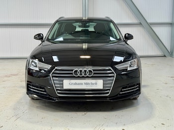 Used Audi A4 2016 for sale - 76319383: Photo 2