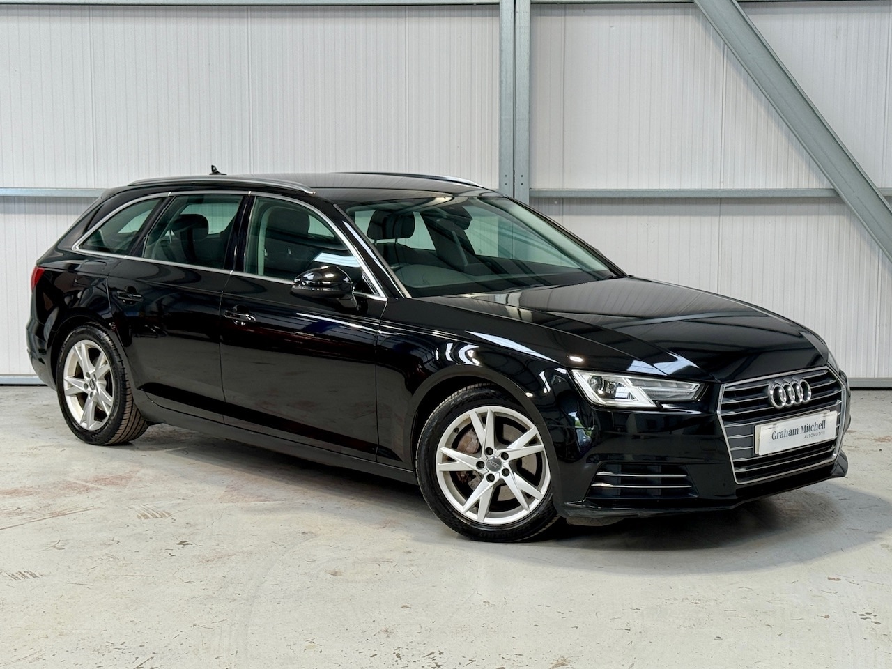 Used Audi A4 2016 for sale - 76319383: Photo 3