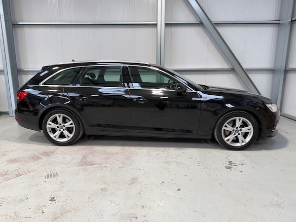 Used Audi A4 2016 for sale - 76319383: Photo 44