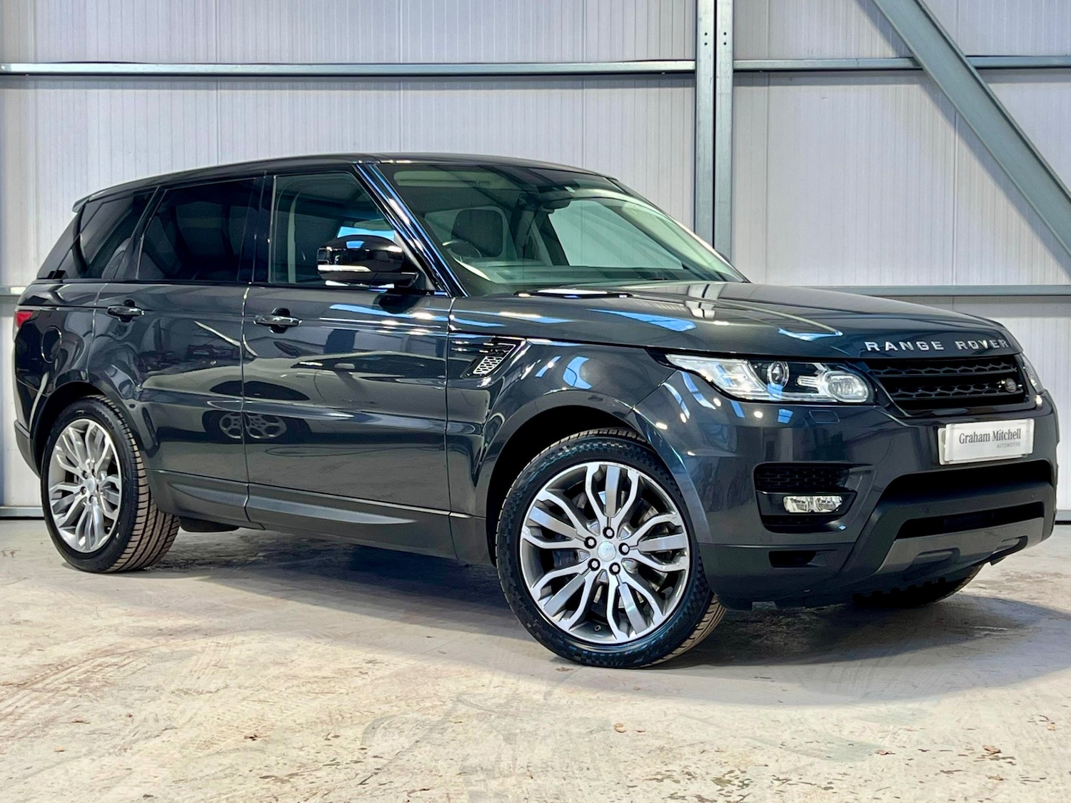 Used Land Rover Range Rover Sport 2016 for sale - 76684469: Photo 3