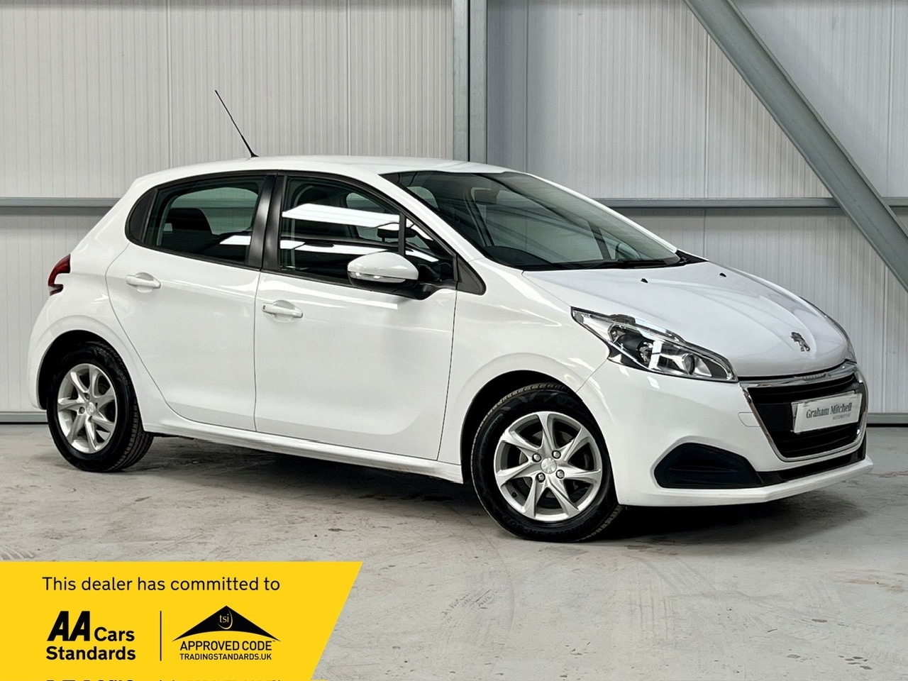 Used Peugeot 208 2016 for sale - 76637662: Photo 1