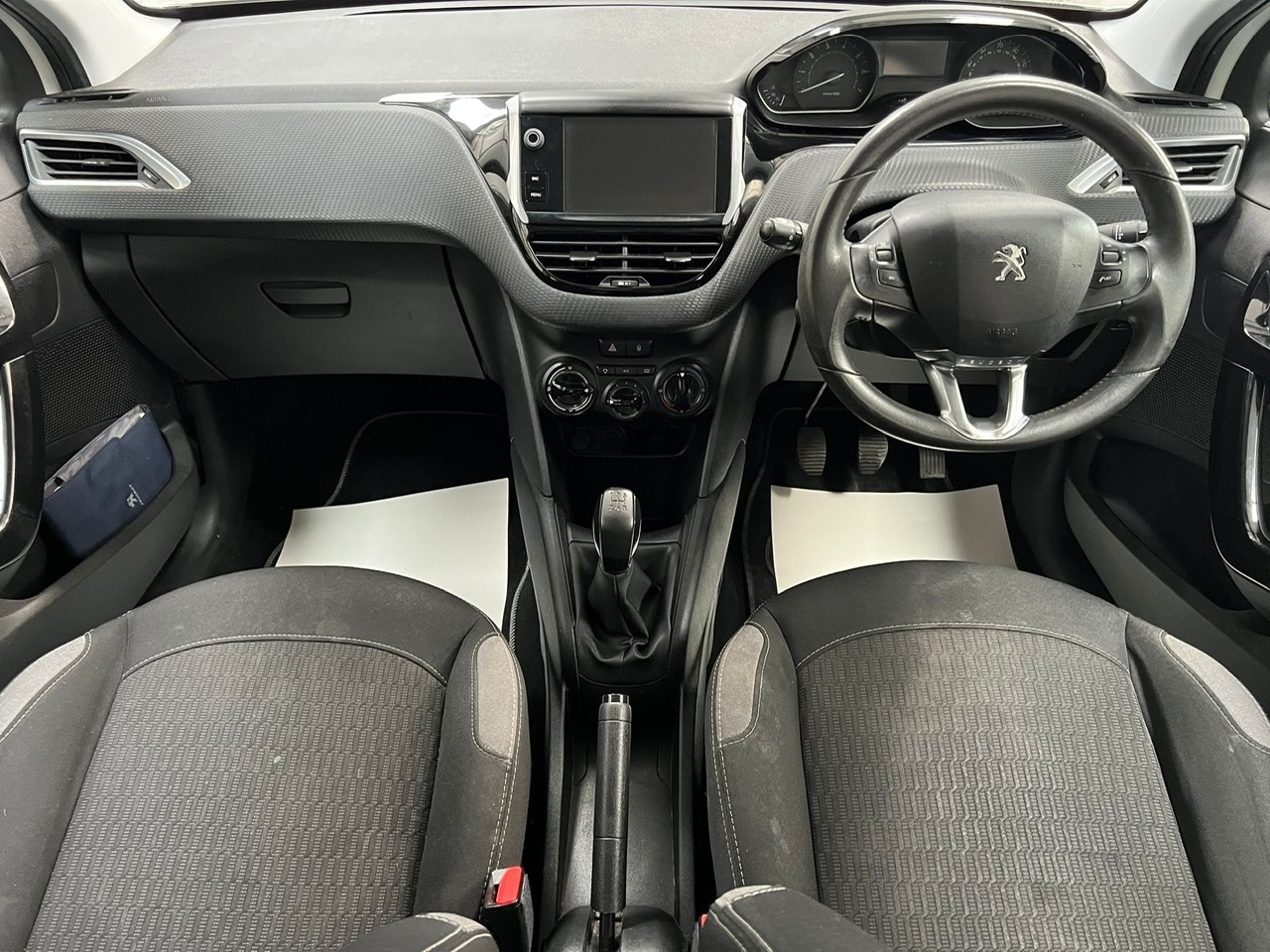 Used Peugeot 208 2016 for sale - 76637662: Photo 19