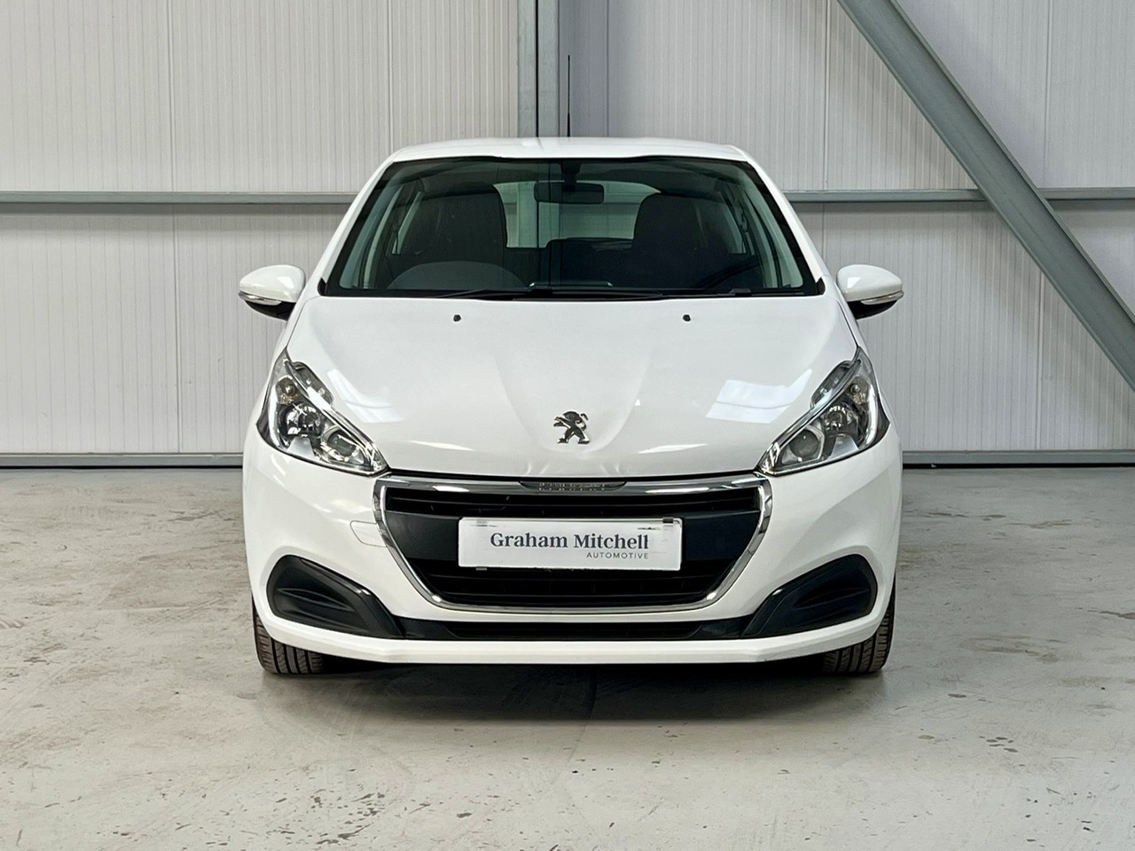 Used Peugeot 208 2016 for sale - 76637662: Photo 2