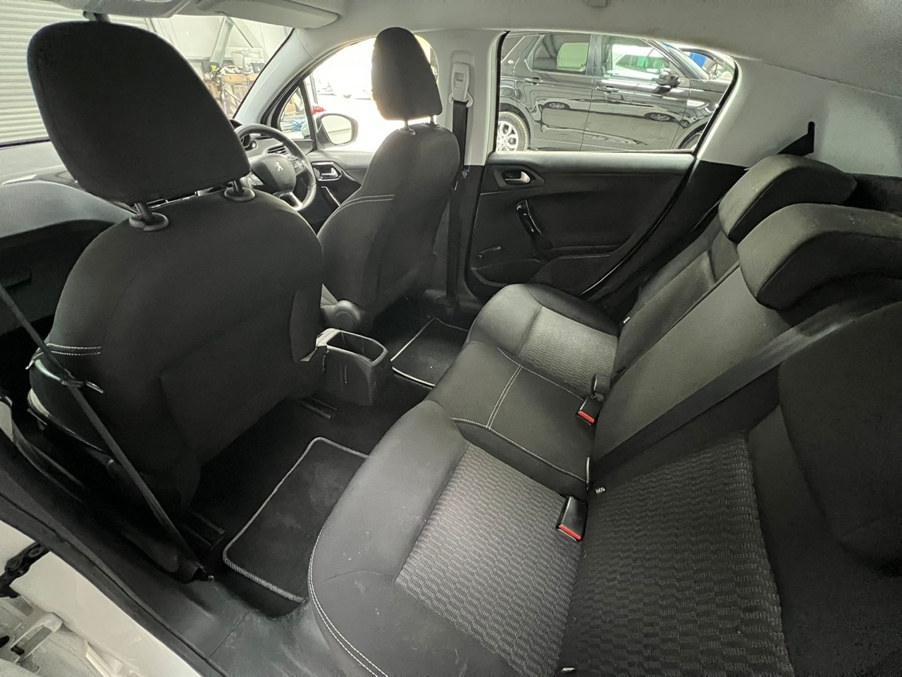 Used Peugeot 208 2016 for sale - 76637662: Photo 30