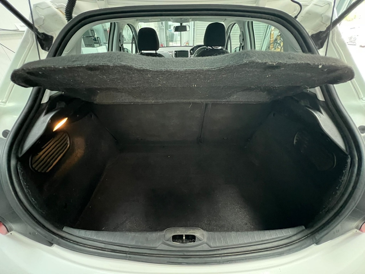 Used Peugeot 208 2016 for sale - 76637662: Photo 32