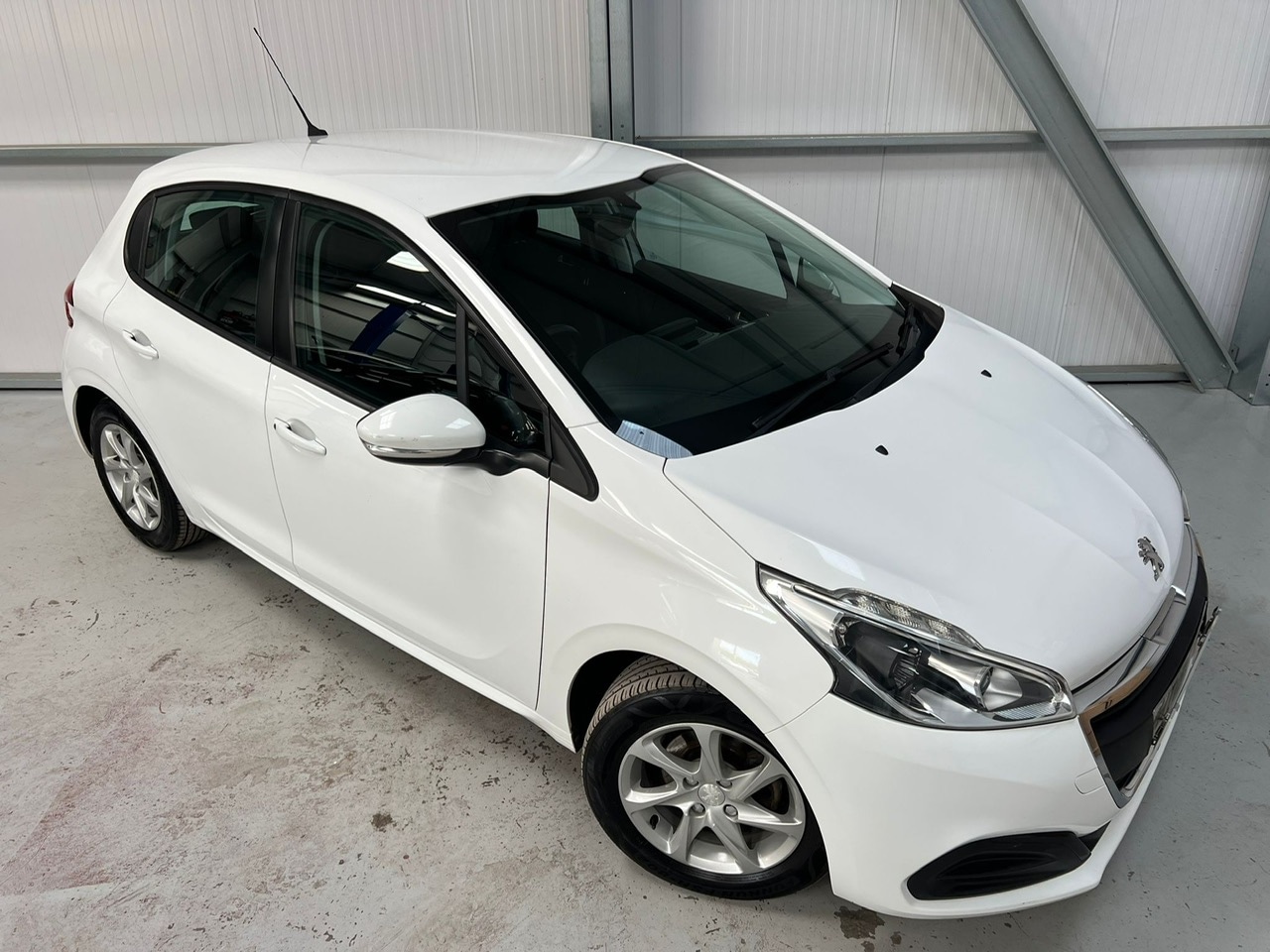 Used Peugeot 208 2016 for sale - 76637662: Photo 36