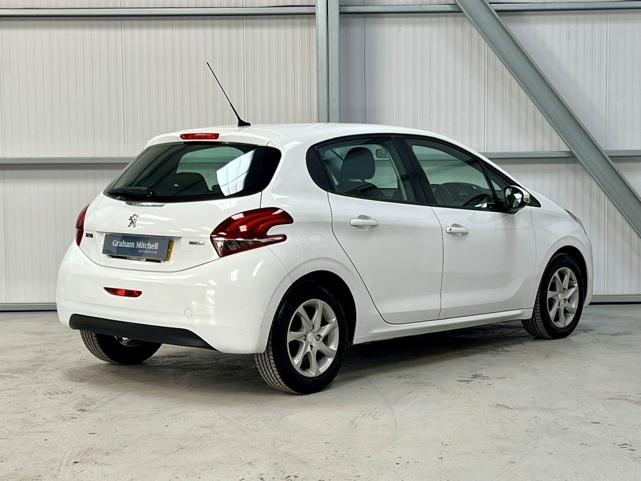 Used Peugeot 208 2016 for sale - 76637662: Photo 5