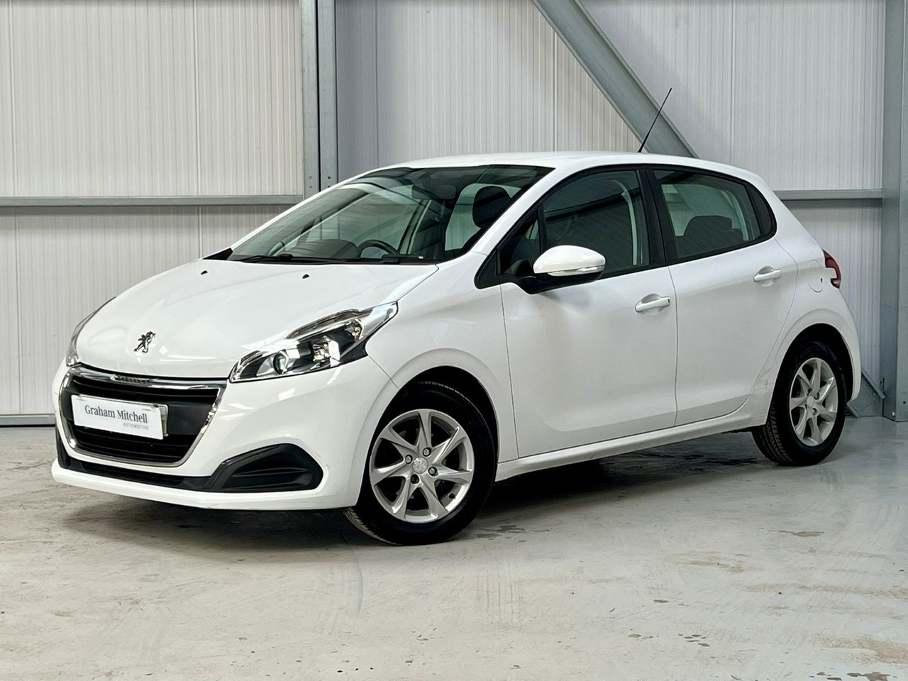 Used Peugeot 208 2016 for sale - 76637662: Photo 9