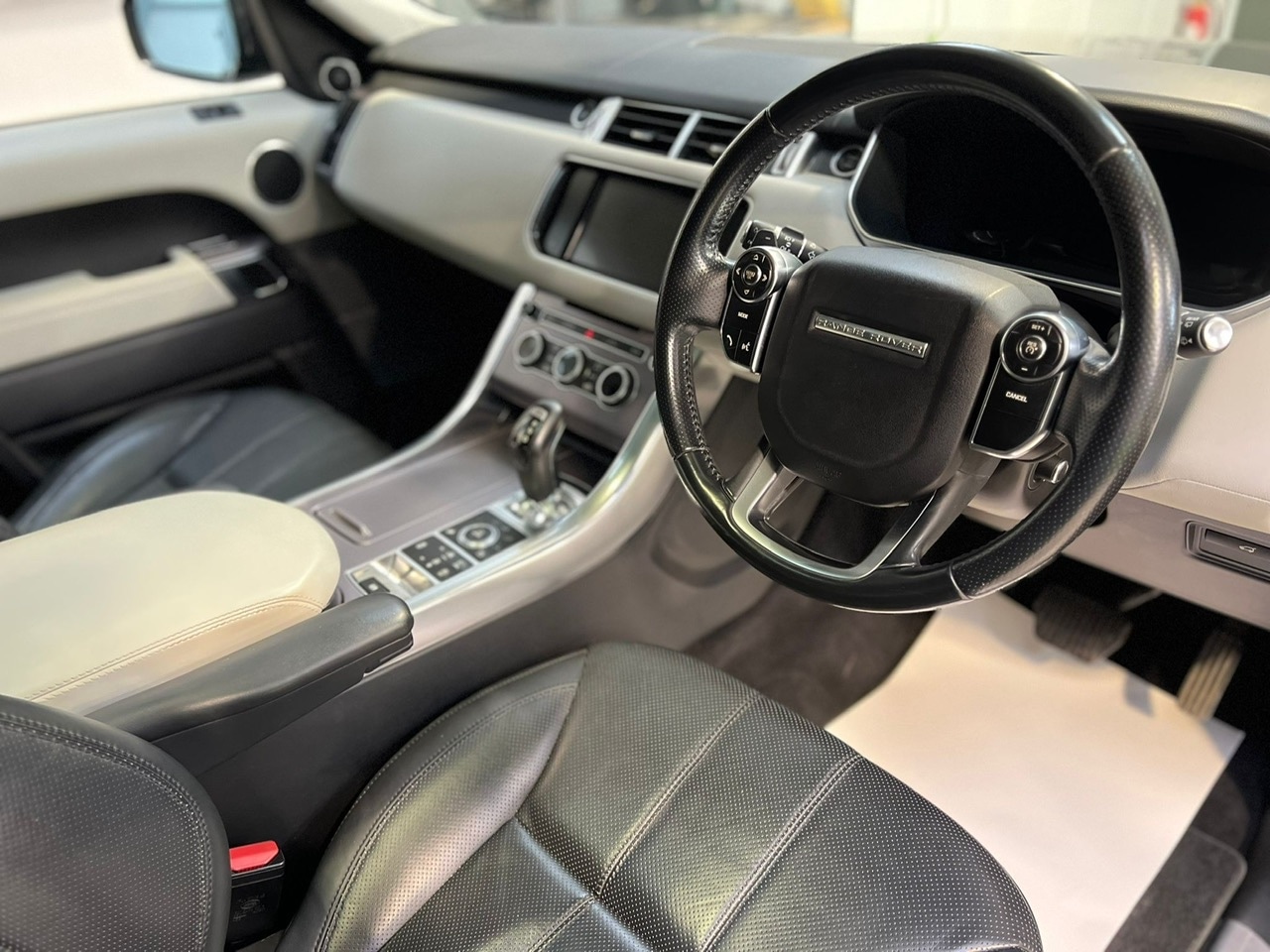 Used Land Rover Range Rover Sport 2014 for sale - 76750185: Photo 10