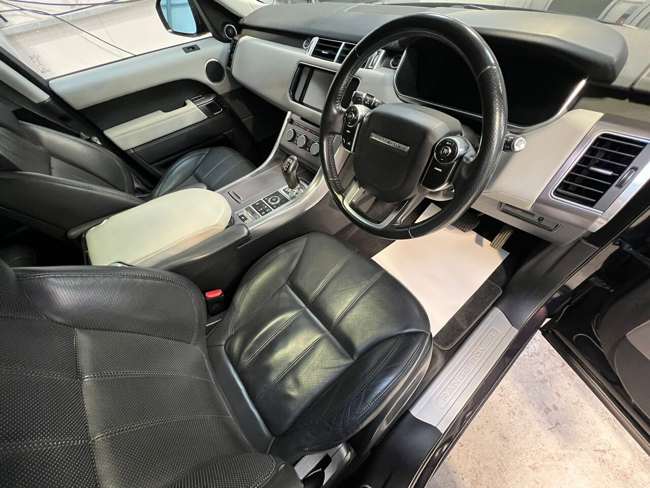 Used Land Rover Range Rover Sport 2014 for sale - 76750185: Photo 17