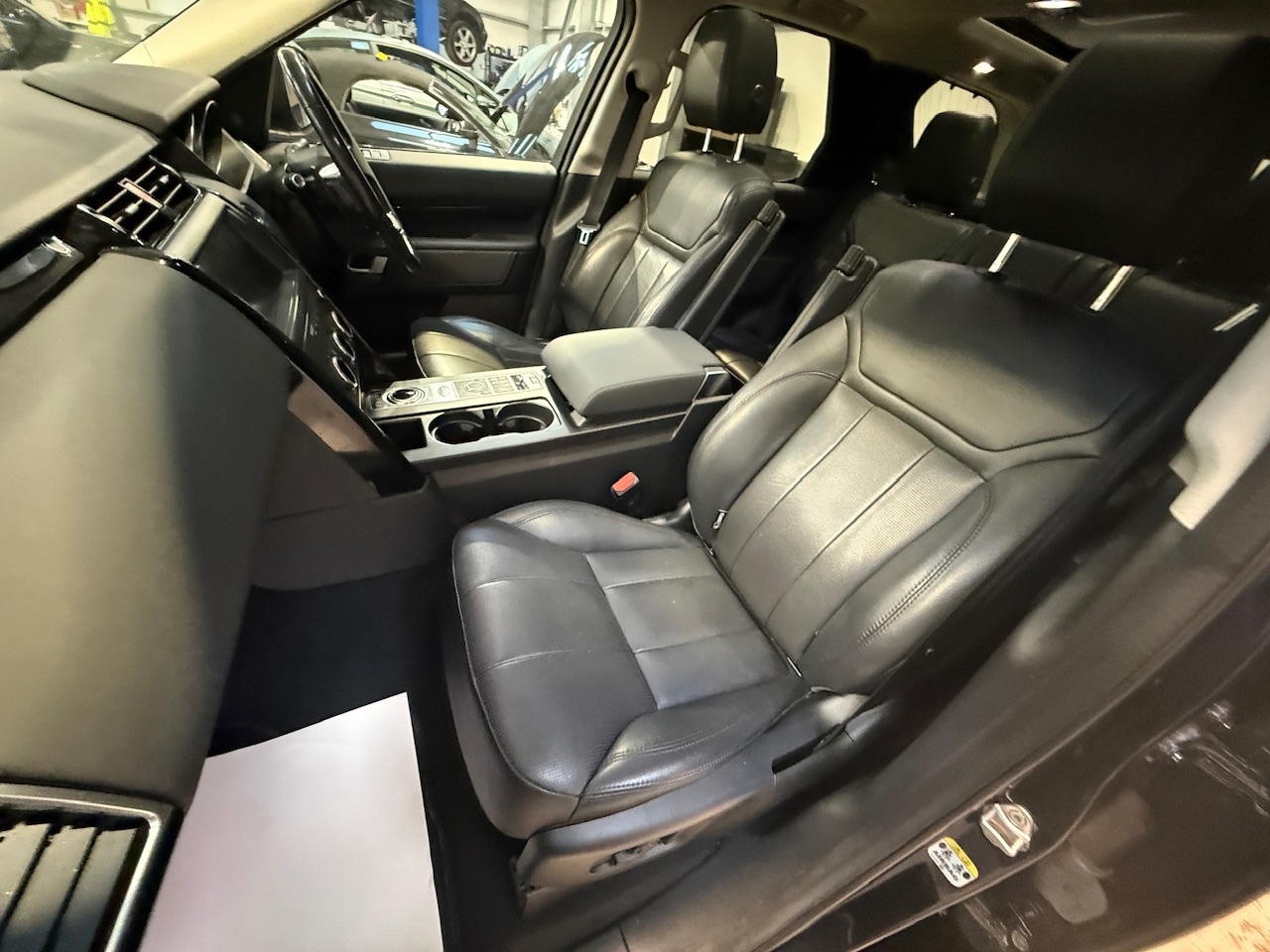 Used Land Rover Discovery 2018 for sale - 77298451: Photo 24