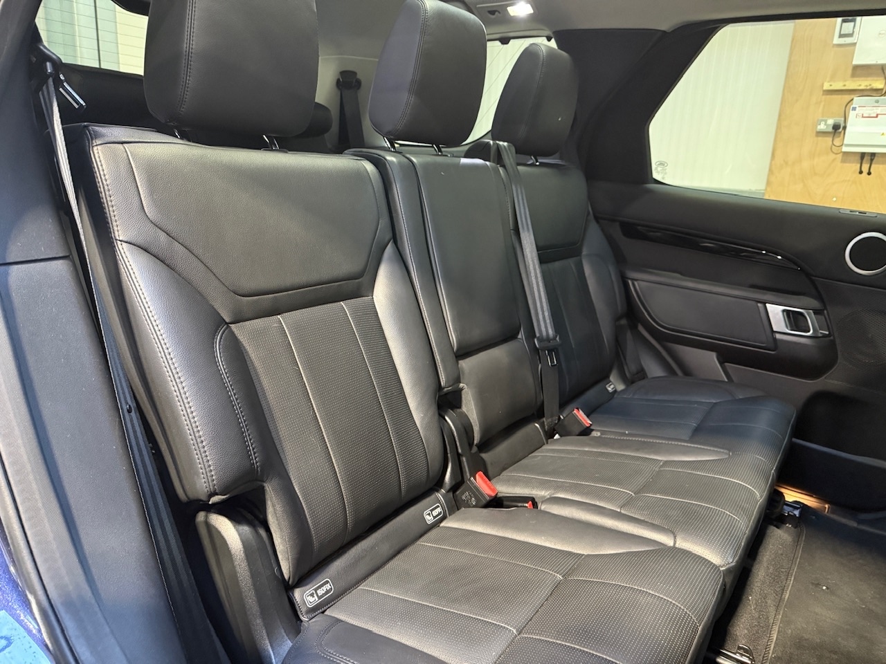 Used Land Rover Discovery 2018 for sale - 77298451: Photo 26