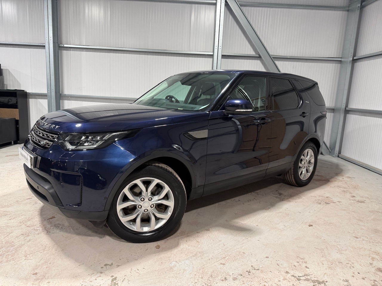 Used Land Rover Discovery 2018 for sale - 77298451: Photo 40