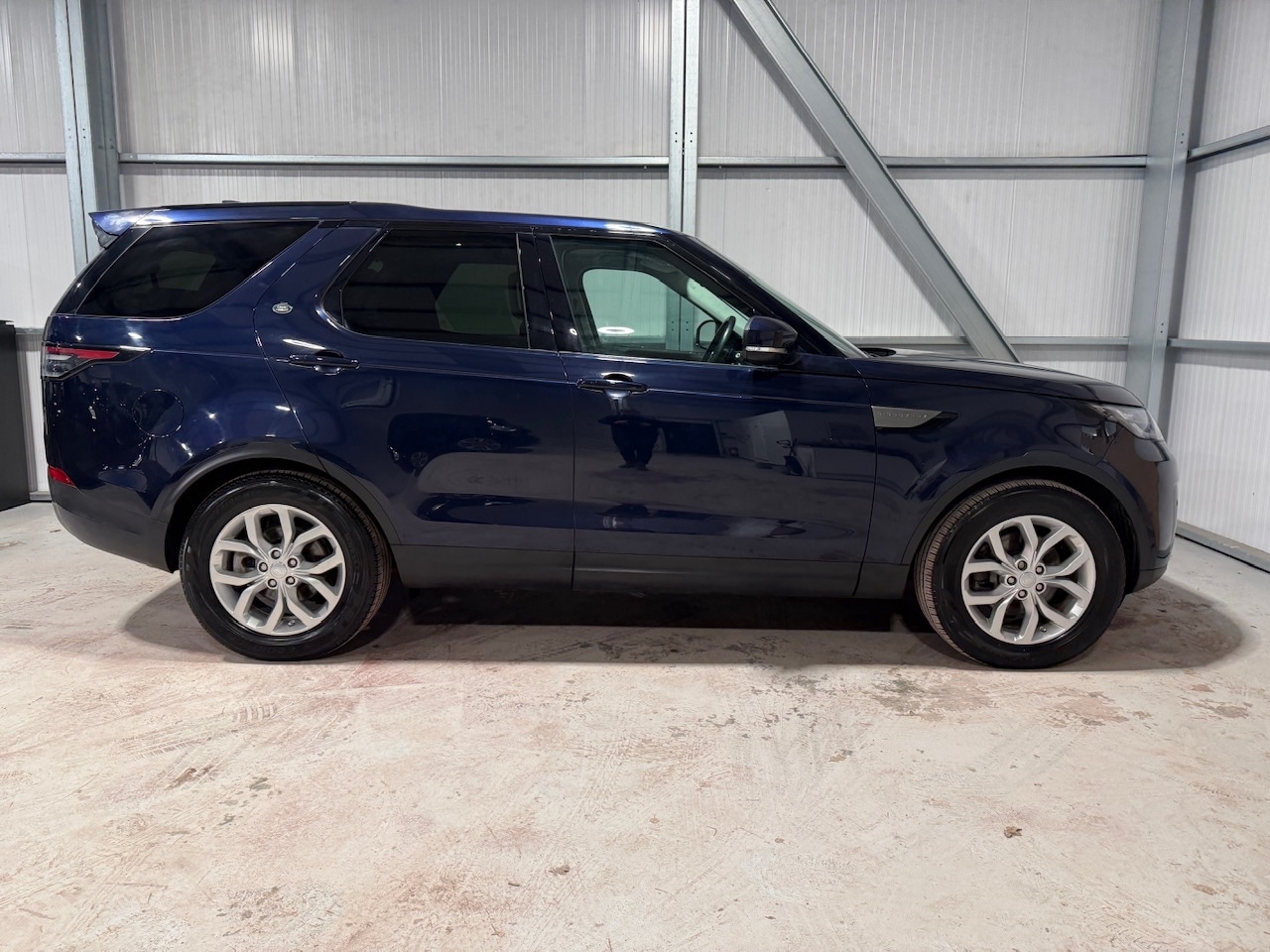 Used Land Rover Discovery 2018 for sale - 77298451: Photo 44