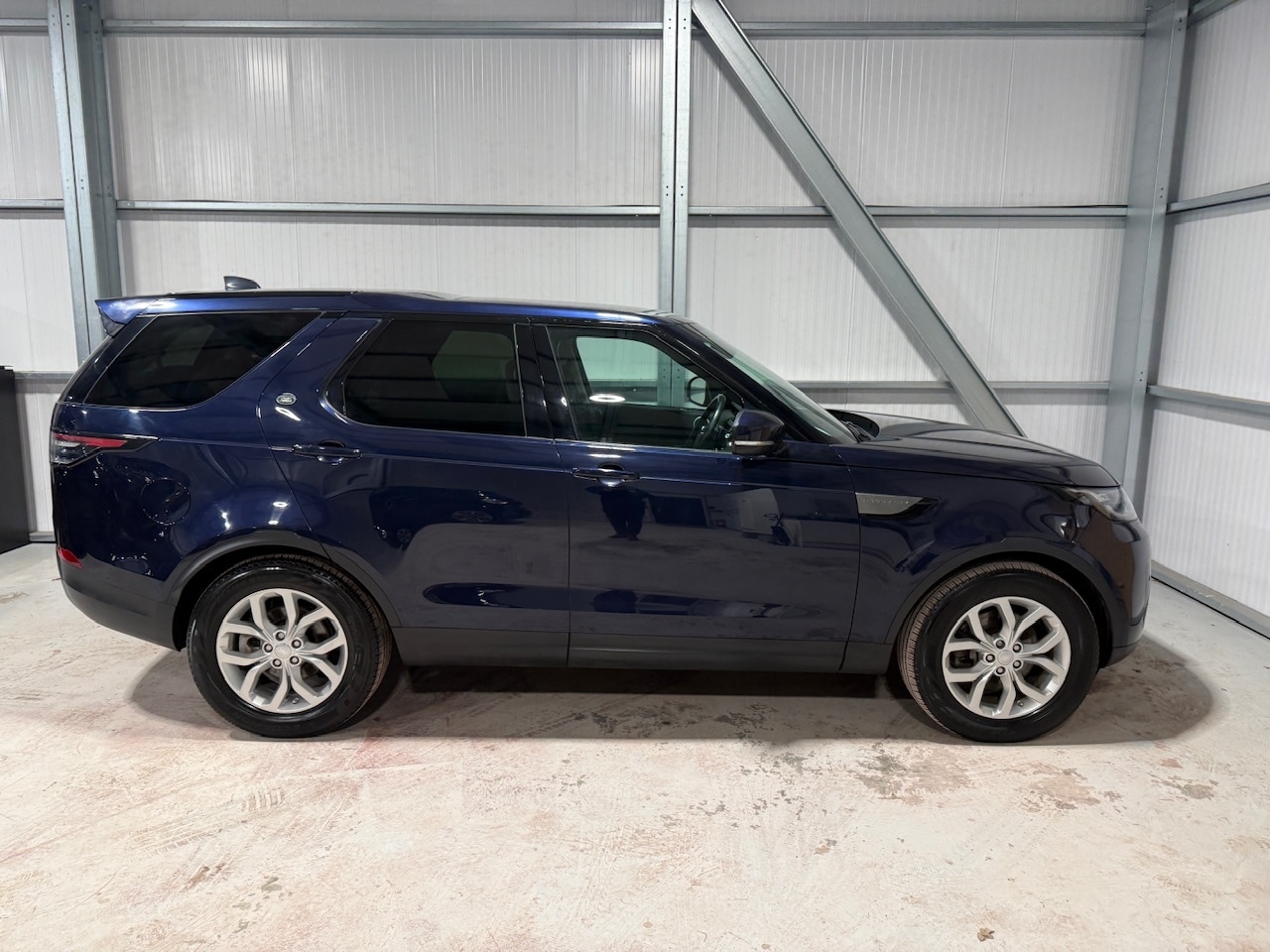 Used Land Rover Discovery 2018 for sale - 77298451: Photo 49