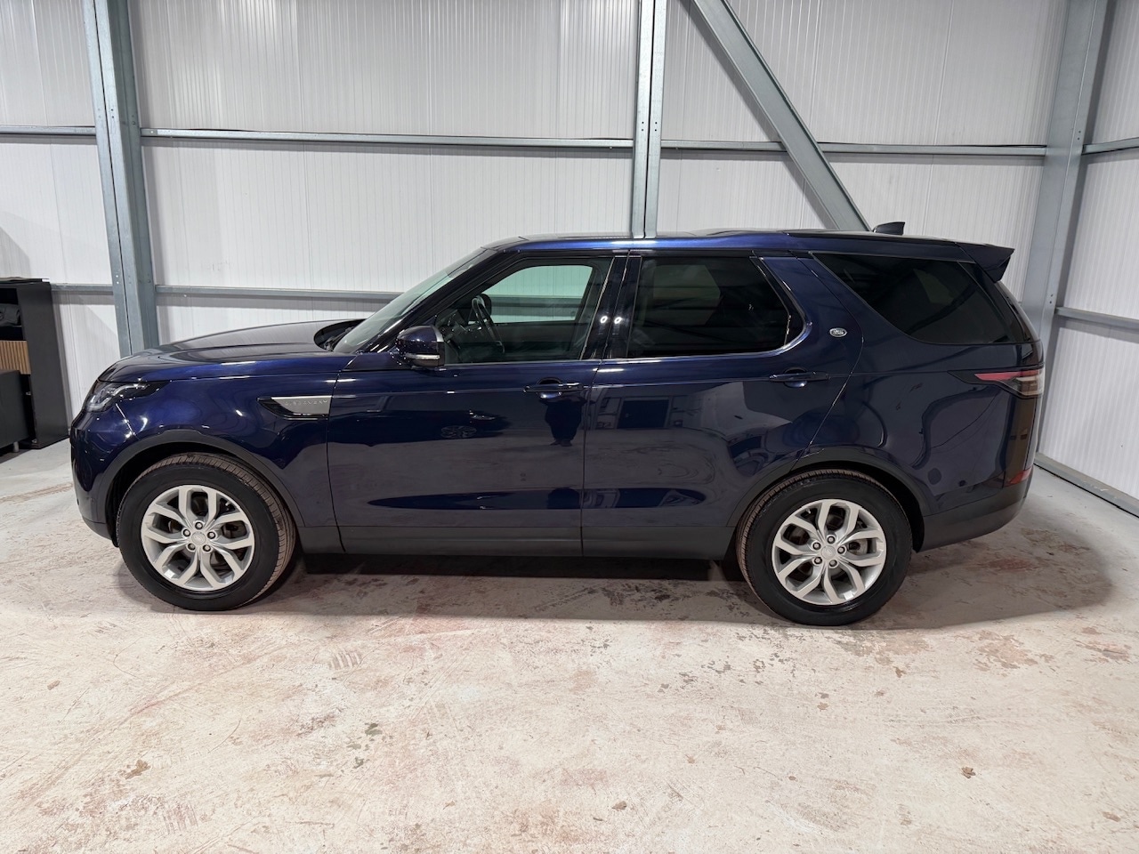 Used Land Rover Discovery 2018 for sale - 77298451: Photo 54