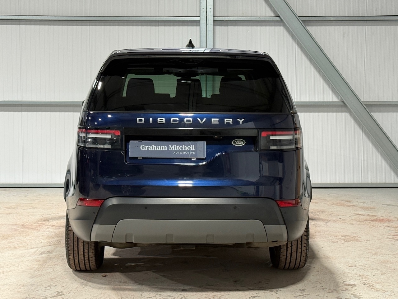 Used Land Rover Discovery 2018 for sale - 77298451: Photo 6