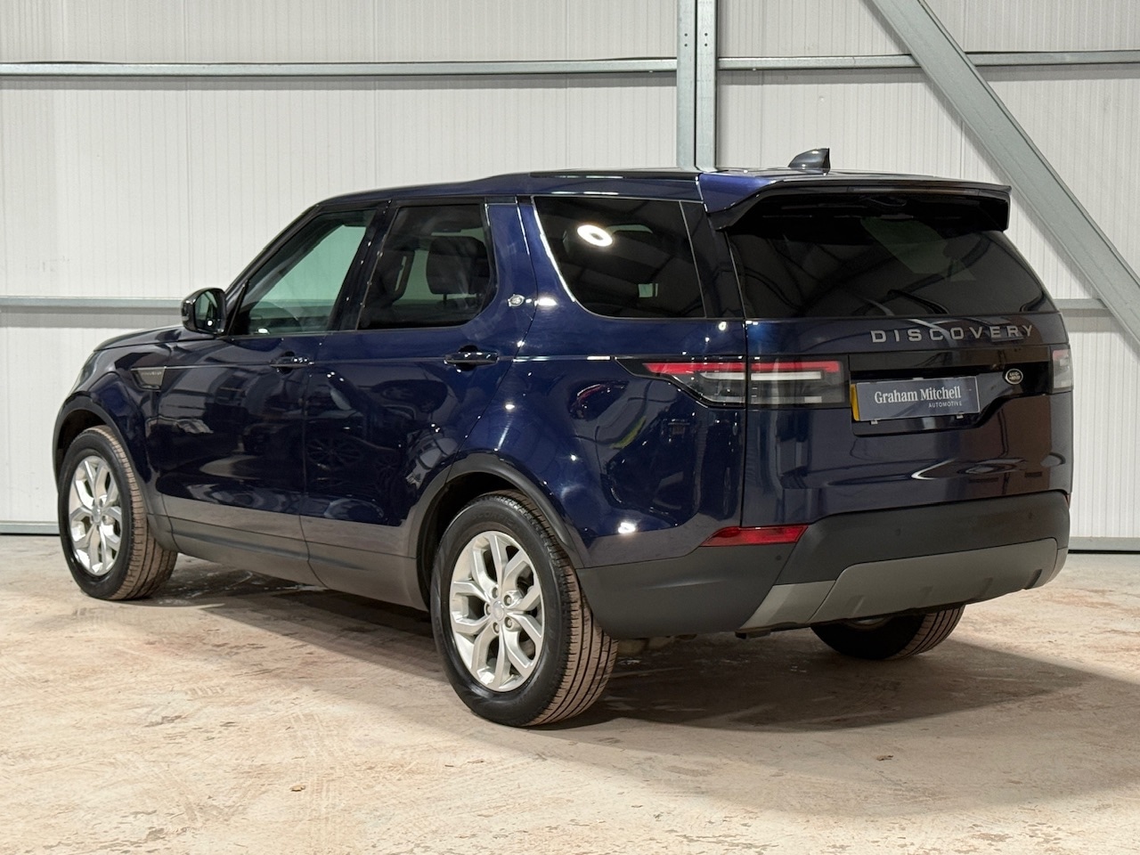 Used Land Rover Discovery 2018 for sale - 77298451: Photo 7