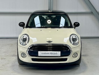 Used MINI Hatch 2017 for sale - 75751590: Photo