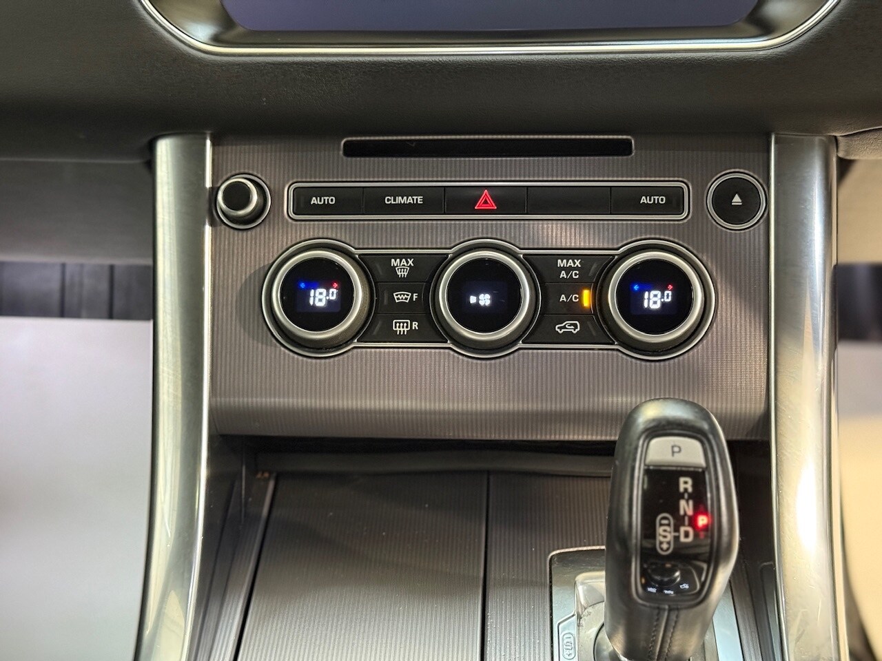 Used Land Rover Range Rover Sport 2017 for sale - 77963219: Photo 13