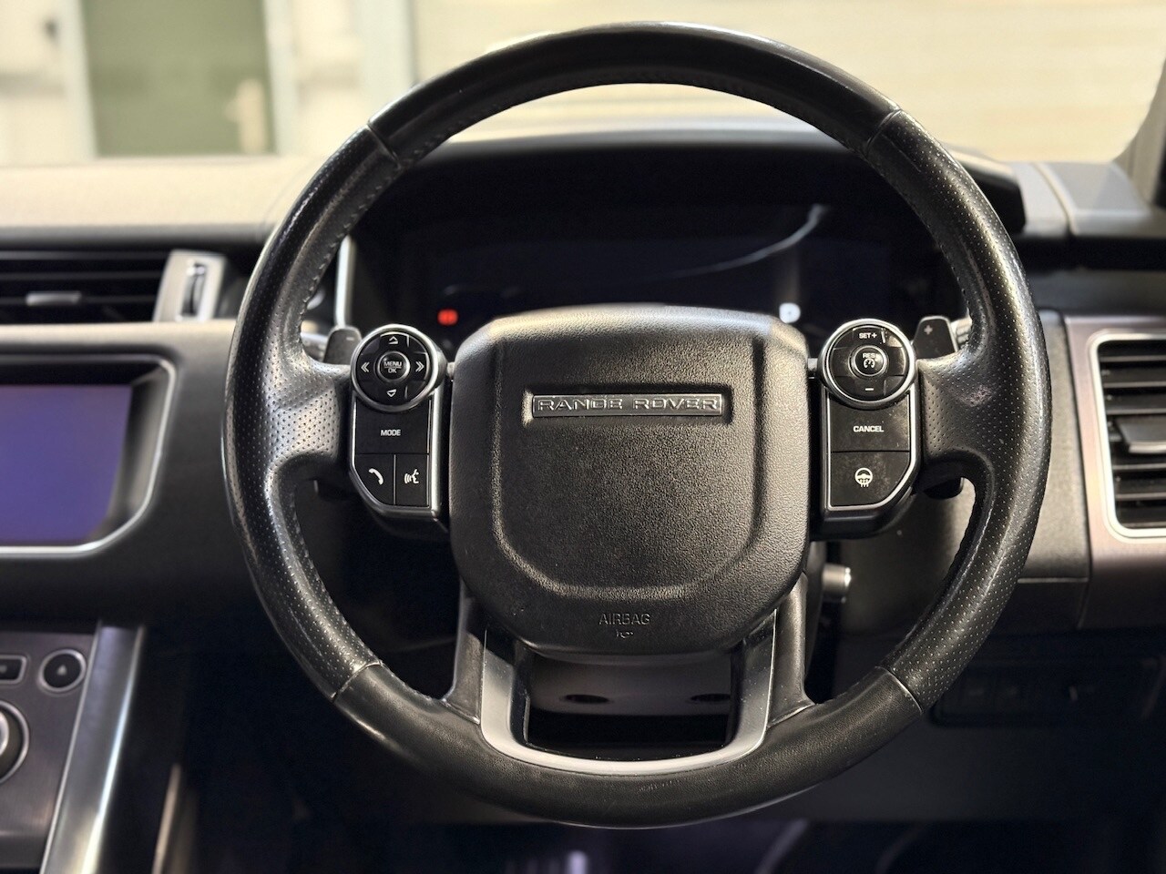 Used Land Rover Range Rover Sport 2017 for sale - 77963219: Photo 16