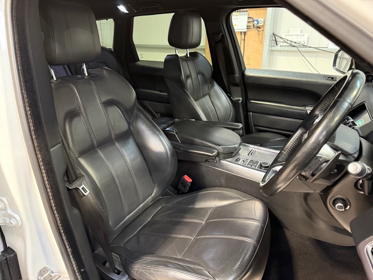 Used Land Rover Range Rover Sport 2017 for sale - 77963219: Photo 17