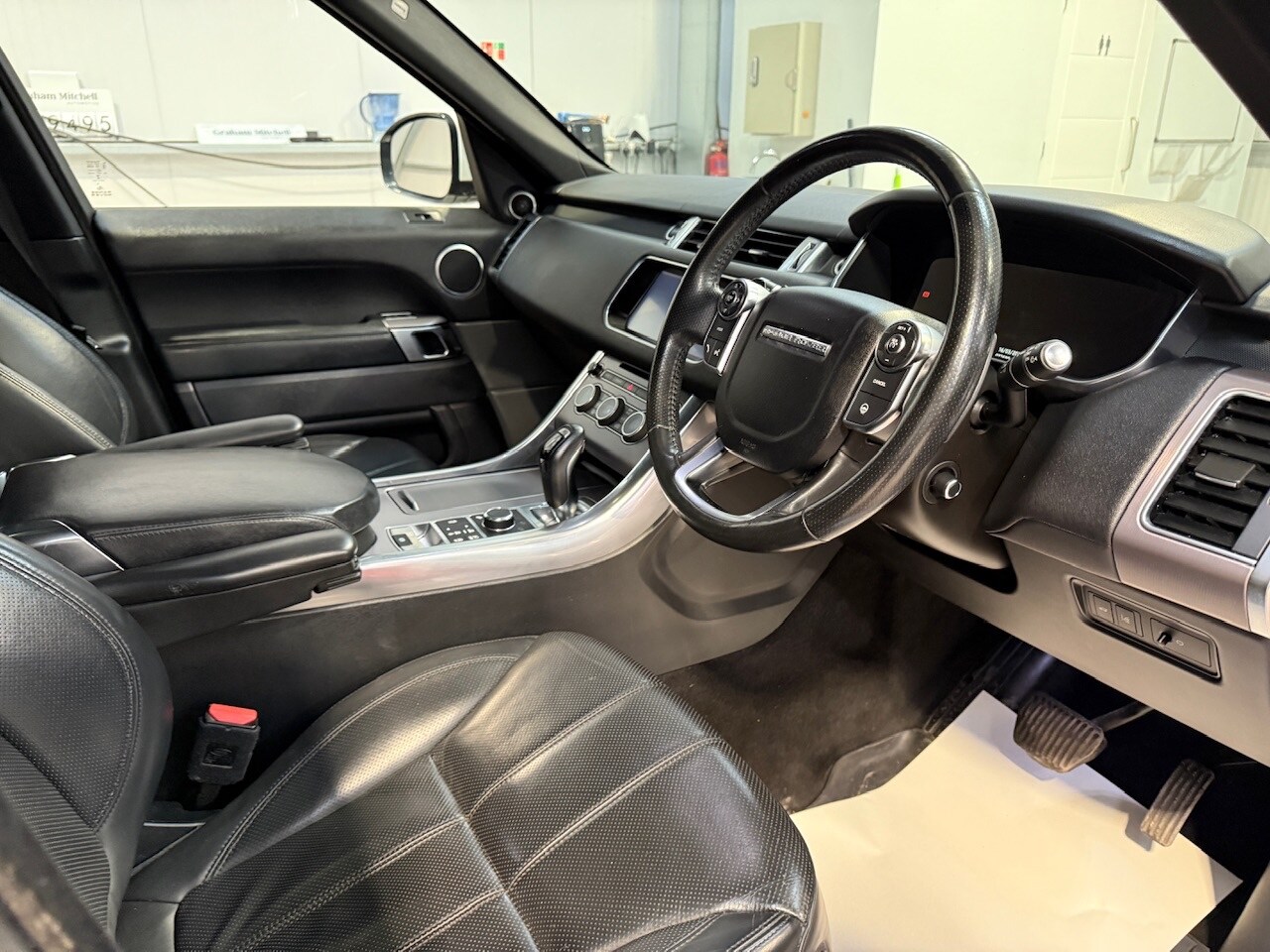 Used Land Rover Range Rover Sport 2017 for sale - 77963219: Photo 18