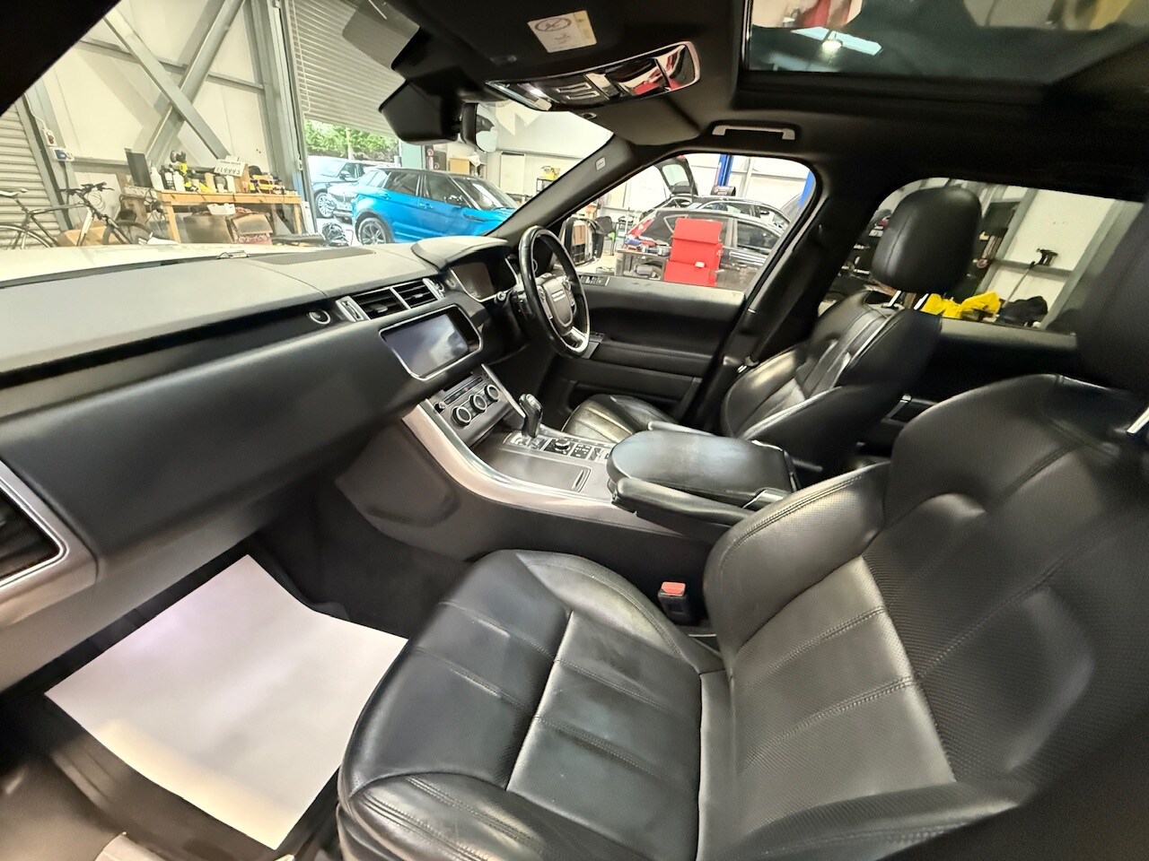 Used Land Rover Range Rover Sport 2017 for sale - 77963219: Photo 26