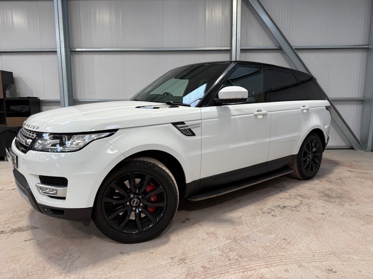 Used Land Rover Range Rover Sport 2017 for sale - 77963219: Photo 39
