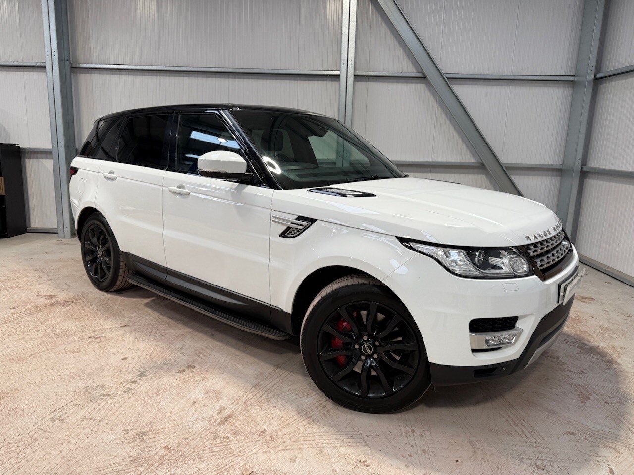 Used Land Rover Range Rover Sport 2017 for sale - 77963219: Photo 42