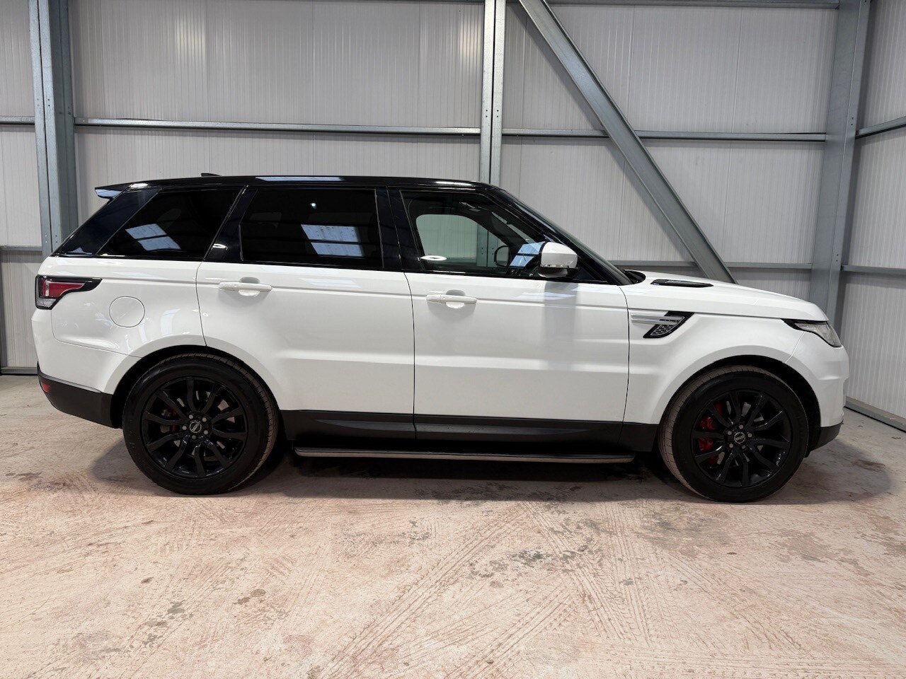Used Land Rover Range Rover Sport 2017 for sale - 77963219: Photo 43