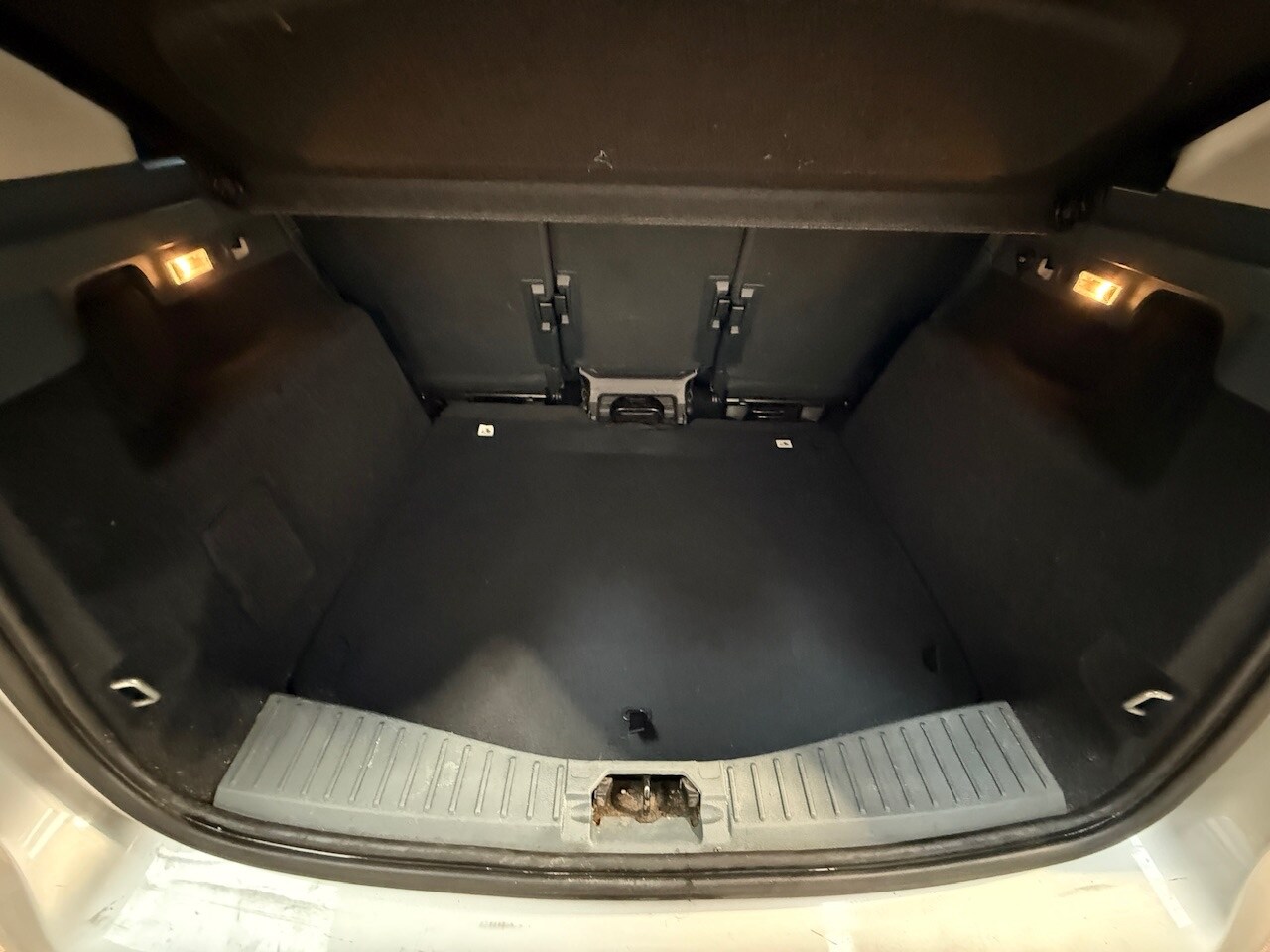 Used Ford C-Max 2012 for sale - 77931667: Photo 30