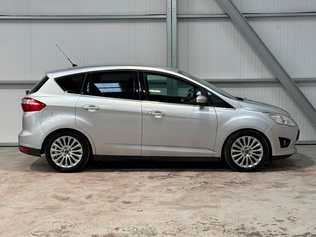 Used Ford C-Max 2012 for sale - 77931667: Photo 4