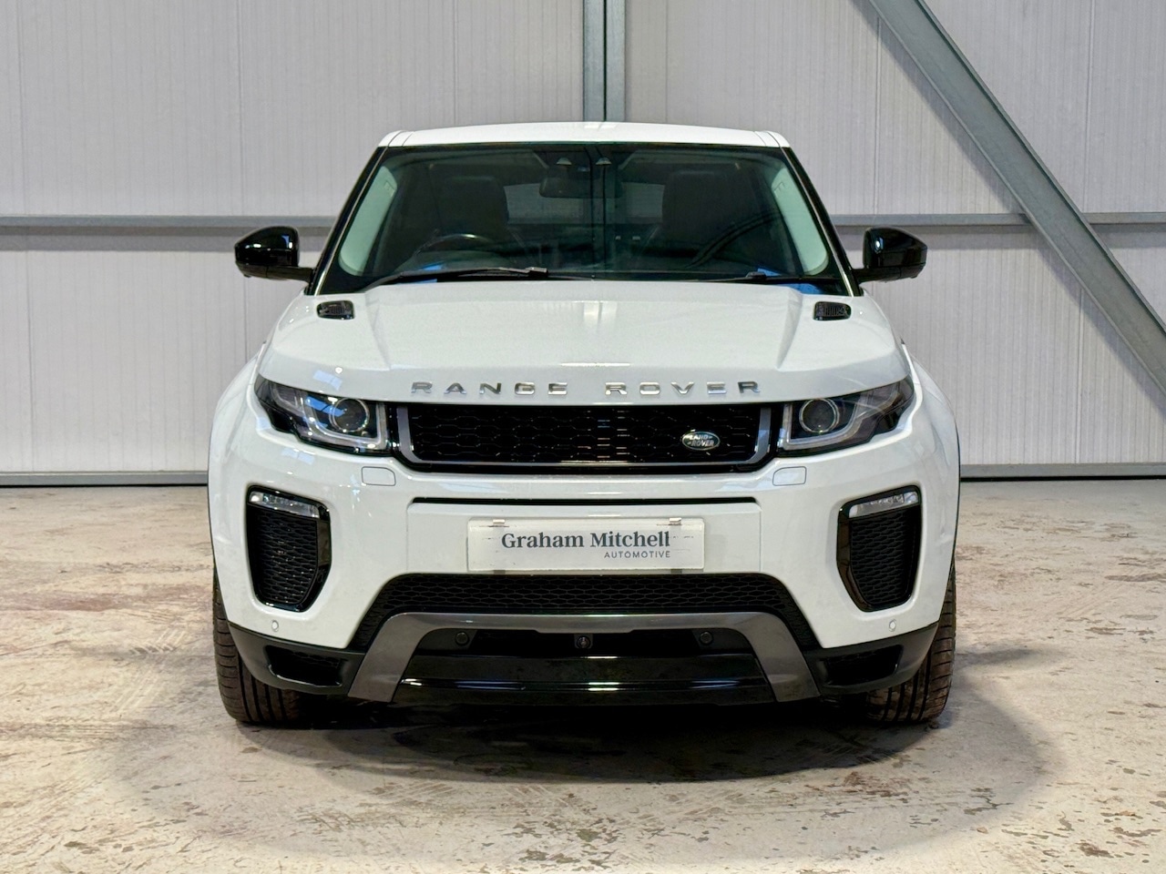 Used Land Rover Range Rover Evoque 2015 for sale - 76896489: Photo 2