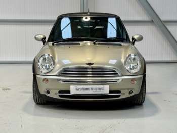 Used MINI Convertible 2007 for sale - 74677974: Photo