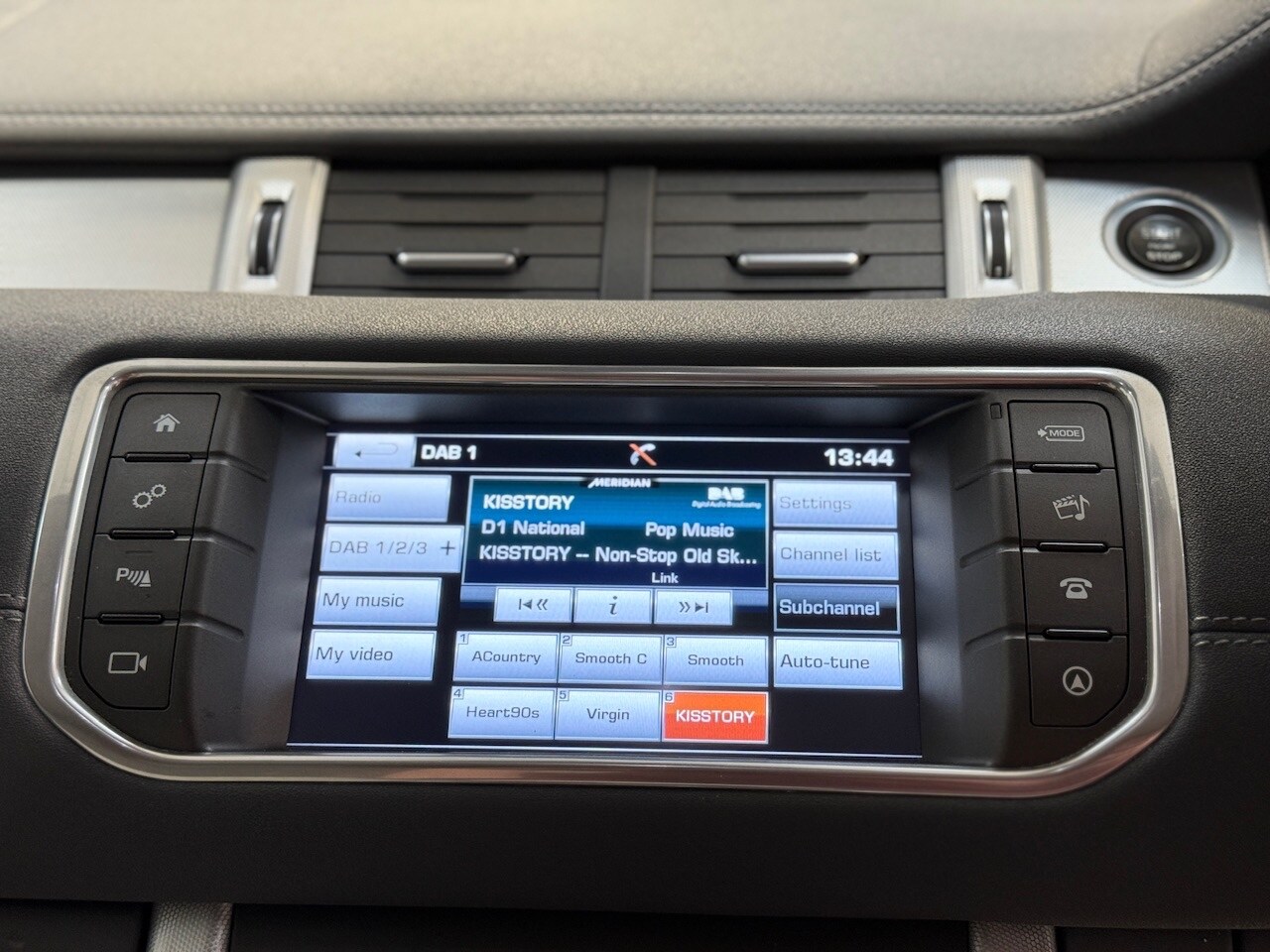 Used Land Rover Range Rover Evoque 2016 for sale - 77932336: Photo 13