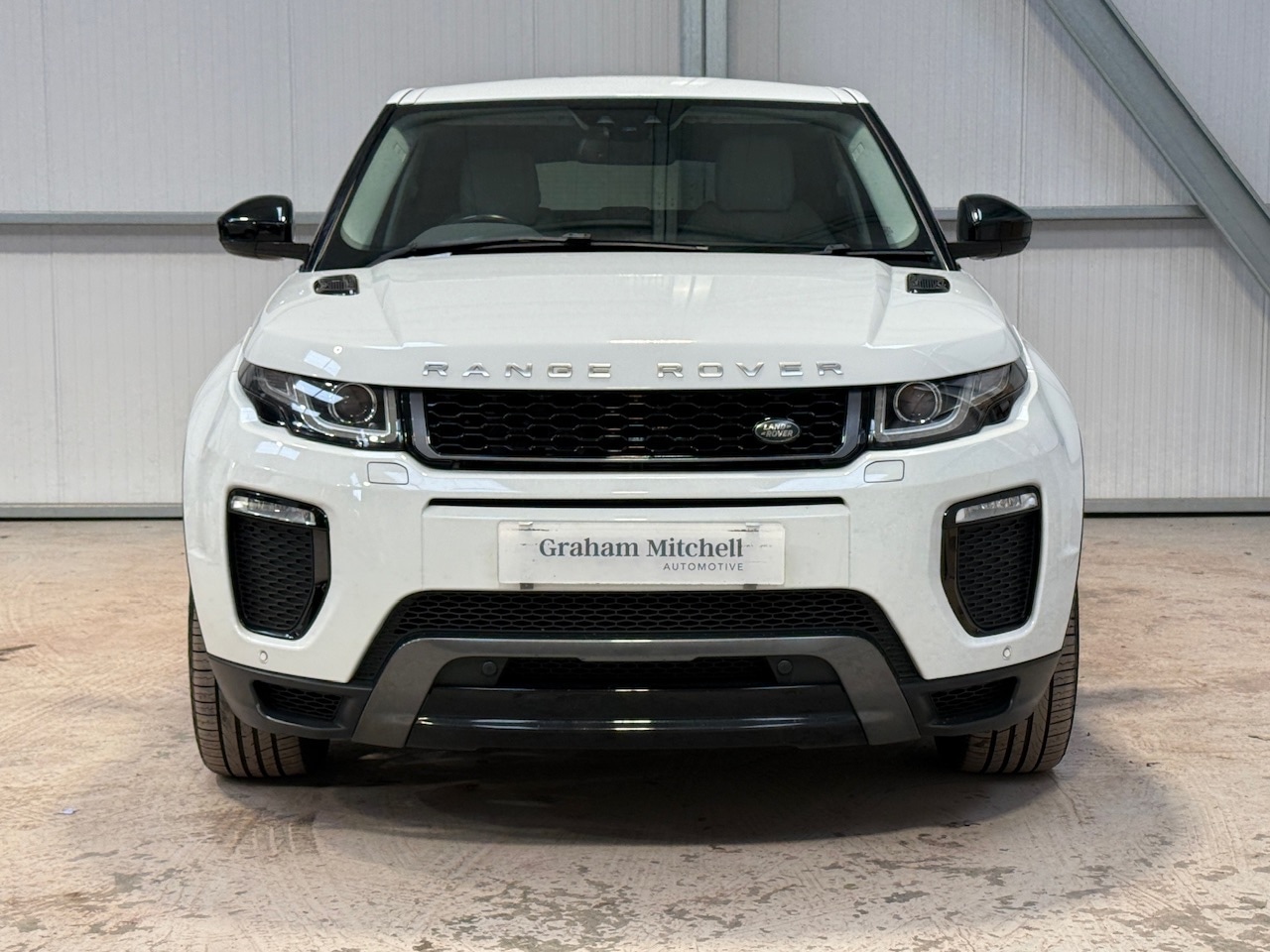 Used Land Rover Range Rover Evoque 2016 for sale - 77932336: Photo 2
