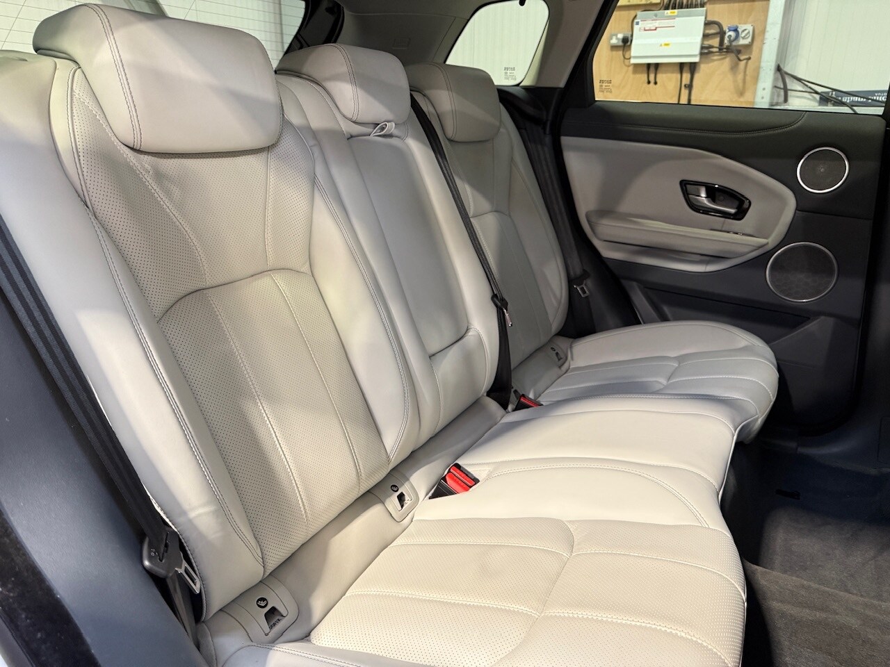 Used Land Rover Range Rover Evoque 2016 for sale - 77932336: Photo 26