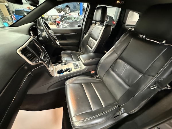 Used Jeep Grand Cherokee 2015 for sale - 76342853: Photo 24