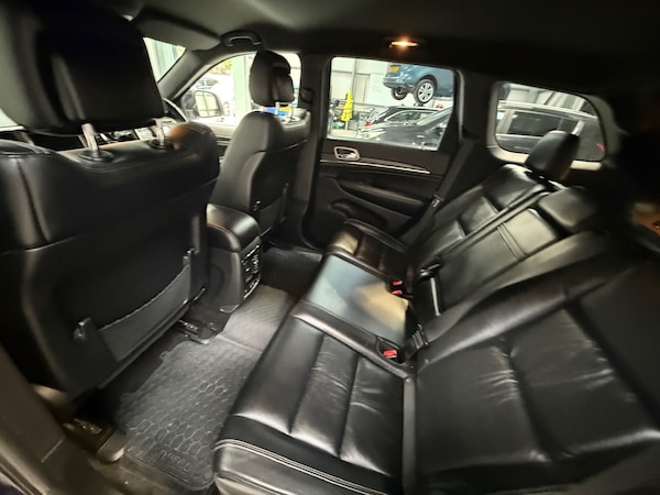 Used Jeep Grand Cherokee 2015 for sale - 76342853: Photo 35