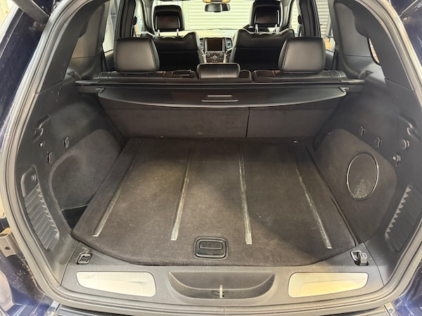 Used Jeep Grand Cherokee 2015 for sale - 76342853: Photo 36