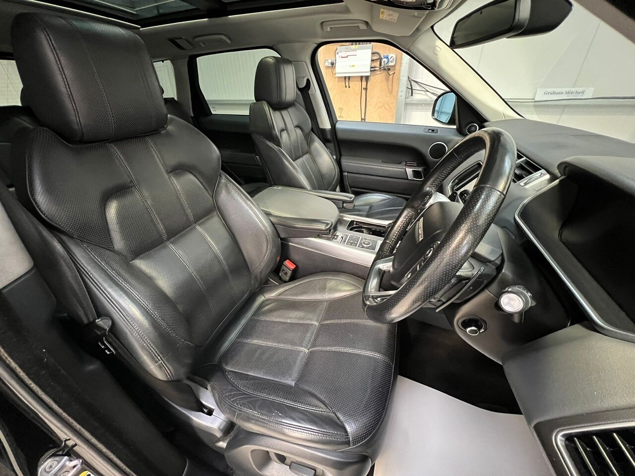 Used Land Rover Range Rover Sport 2015 for sale - 76366341: Photo 18
